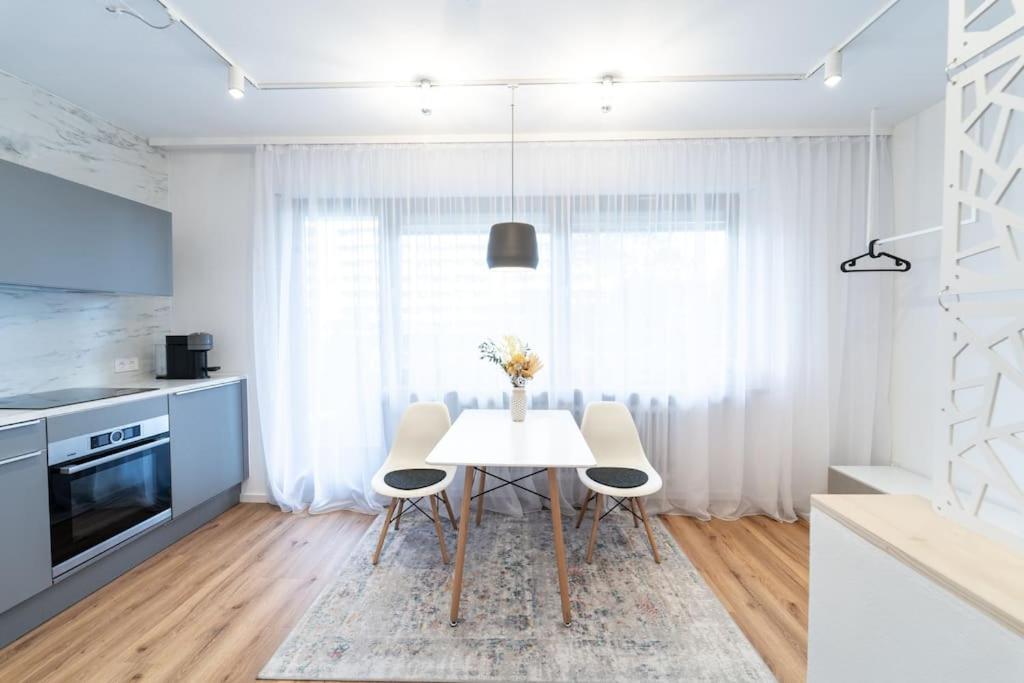 Apartment Mit Balkon Und Privatparkplatz Augusta Esterno foto